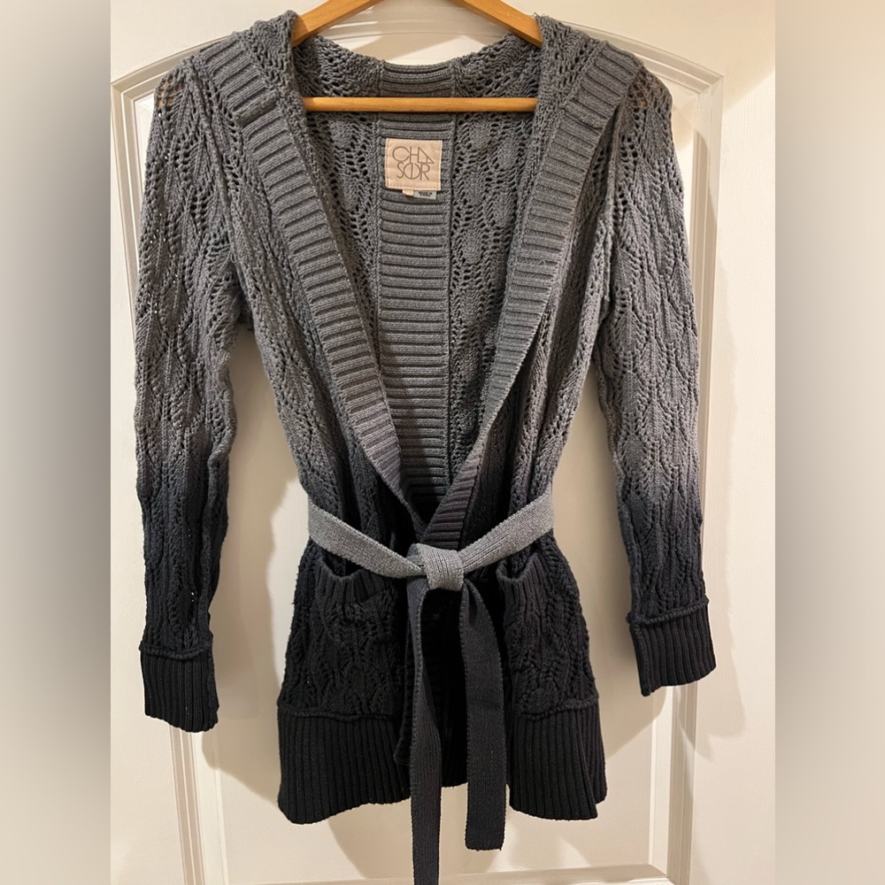 Chasor Ombré knit hoodie sweater. Like New Condition- Women’s XS